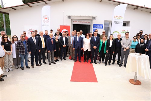 İLÇEMİZDE ERBEYLİ İNCİR ARAŞTIRMA ENSTİTÜSÜ BÜNYESİNDE  PROF. DR. MEHMET BOZKURT FİZYOLOJİ VE TOPRAK ANALİZİ LABORATUVARININ AÇILIŞI YAPILDI.